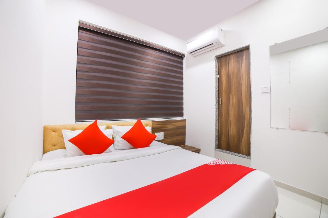 OYO Flagship 47564 Hotel Gallops Sarkhej Exterior foto
